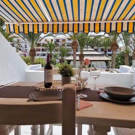 First Sealine Studio No 2 Close To And Sea, Terrace, Heated Pool, Wifi * Playa de las Américas