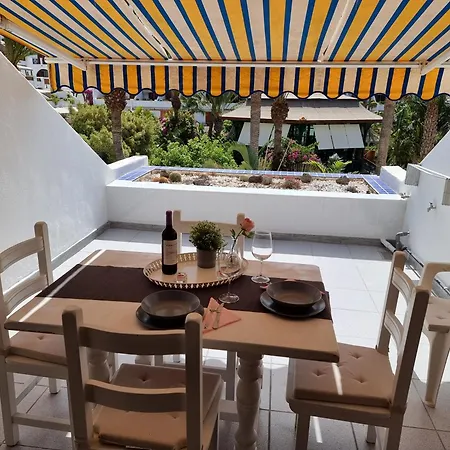 First Sealine Studio No 2 Close To And Sea, Terrace, Heated Pool, Wifi *